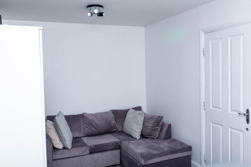Amethyst Drive Lägenhet Sittingbourne Exteriör bild